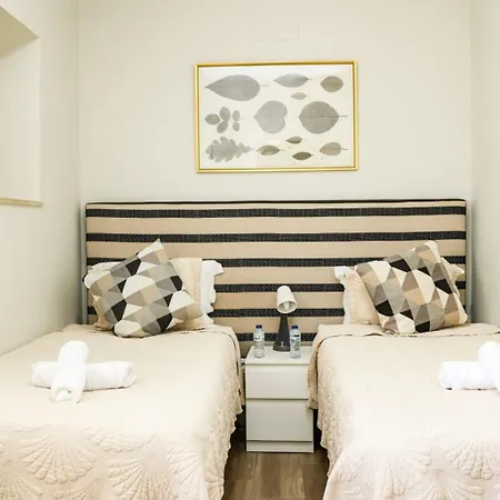 Apartment Residencia Queiros - T1 *