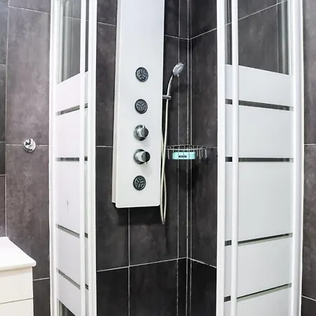 Residencia Queiros - T1 リスボン